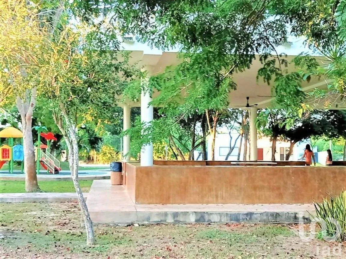 Terreno en Venta en Jardines de Rejoyada, Mérida, Yucatán | NEX-232650 | iad México | Foto 4 de 12