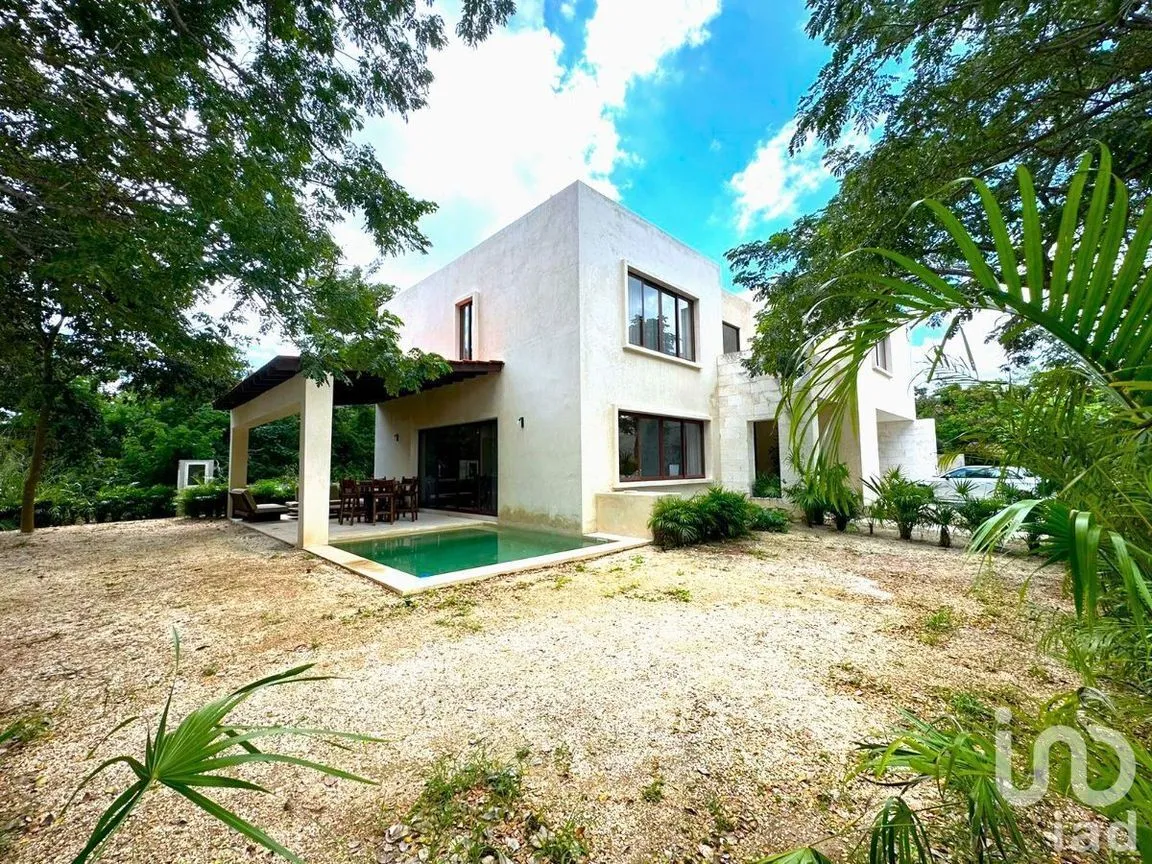 Casa en Venta en Yucatán Country Club, Mérida, Yucatán | NEX-232668 | iad México | Foto 2 de 24