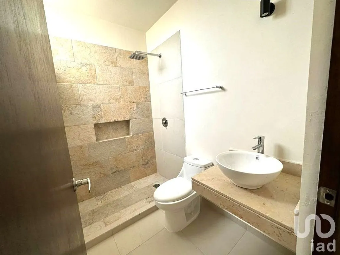 Casa en Venta en Leandro Valle, Mérida, Yucatán | NEX-232690 | iad México | Foto 8 de 18