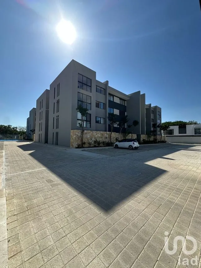 Departamento en Venta en Temozon Norte, Mérida, Yucatán | NEX-232715 | iad México | Foto 1 de 10