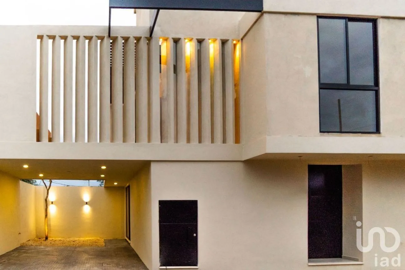 Casa en Venta en Temozon Norte, Mérida, Yucatán | NEX-232743 | iad México | Foto 1 de 44
