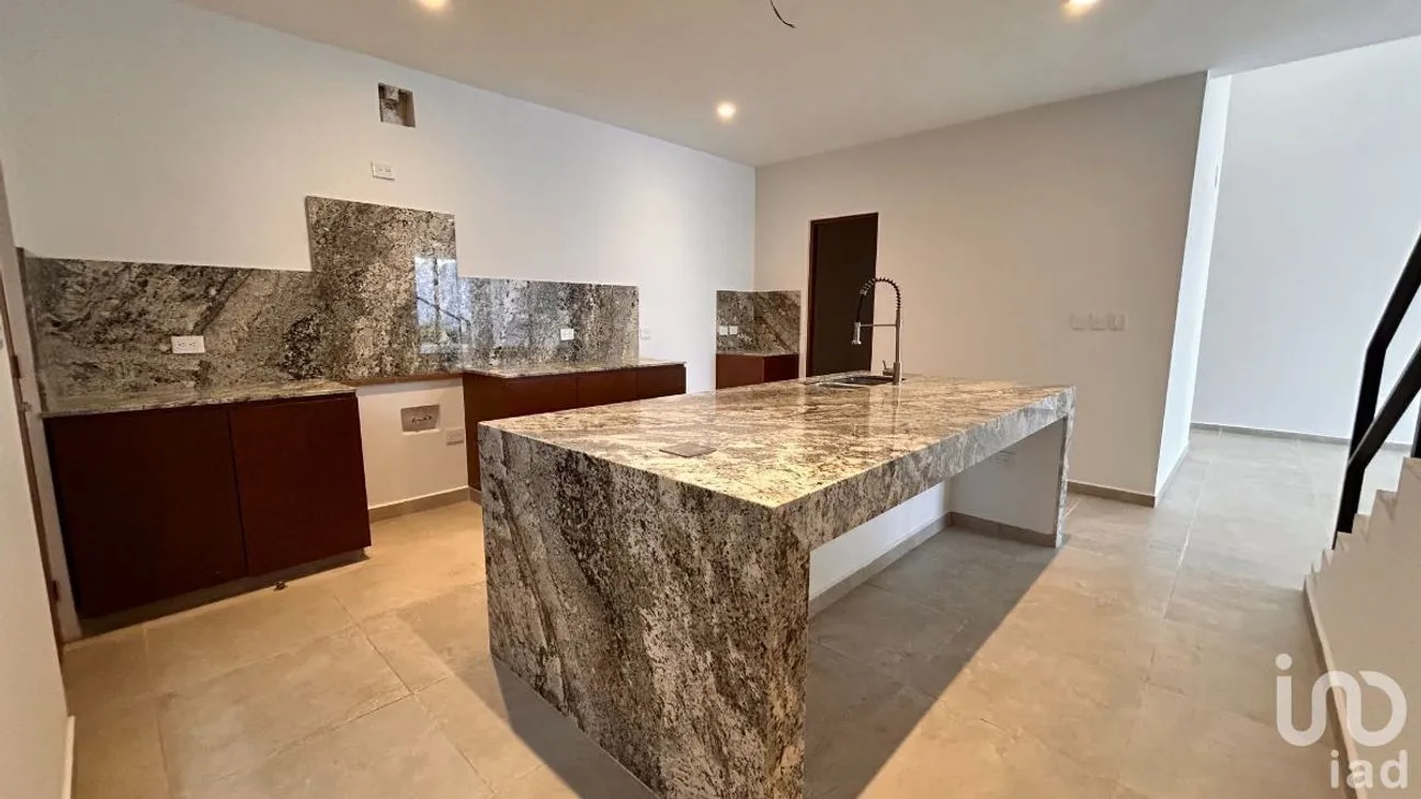 Casa en Venta en Temozon Norte, Mérida, Yucatán | NEX-232745 | iad México | Foto 2 de 30