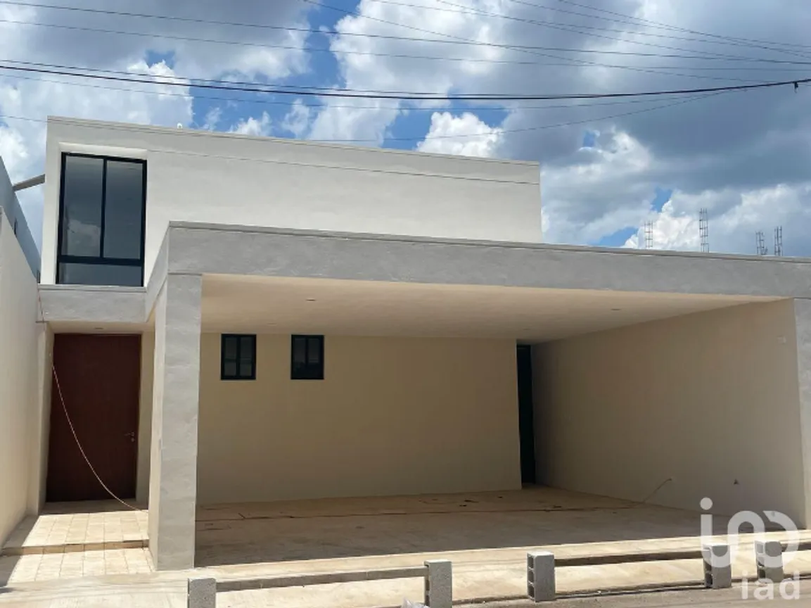 Casa en Venta en Temozon Norte, Mérida, Yucatán | NEX-232745 | iad México | Foto 1 de 30
