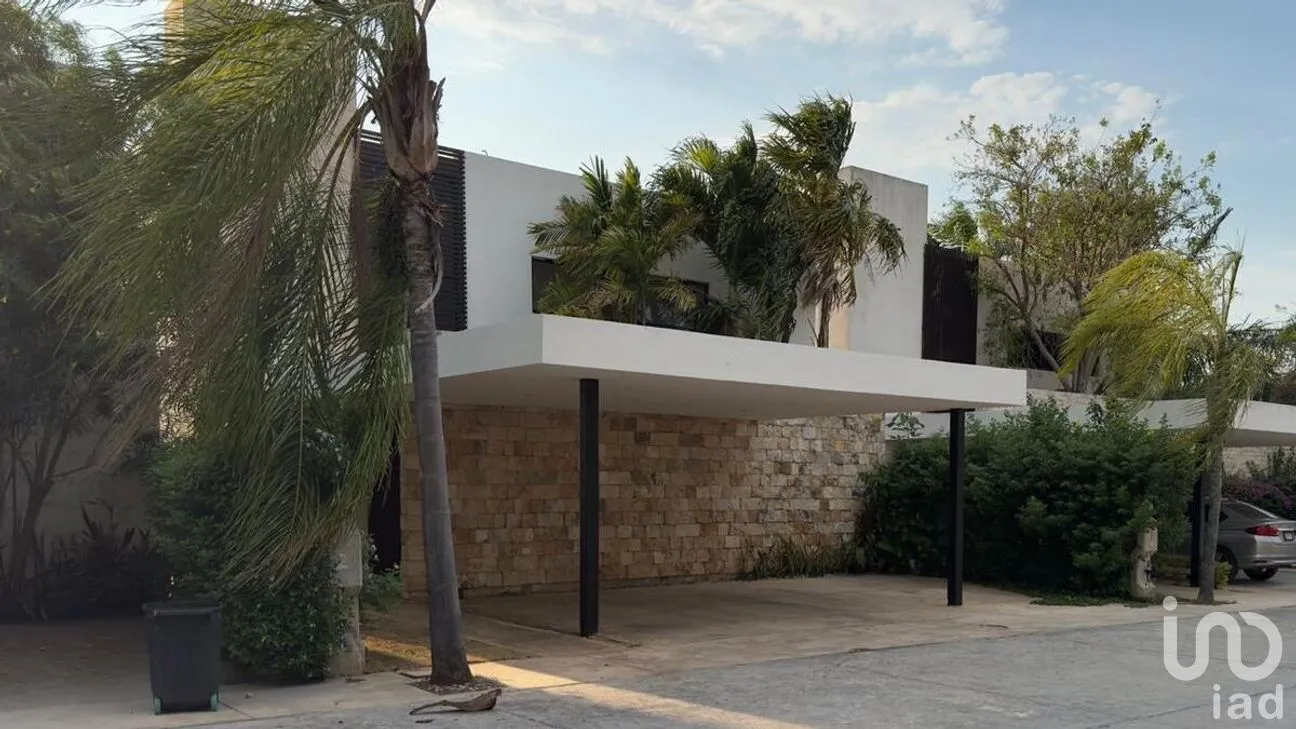 Casa en Venta en Tixcuytún, Mérida, Yucatán | NEX-267372 | iad México | Foto 2 de 17