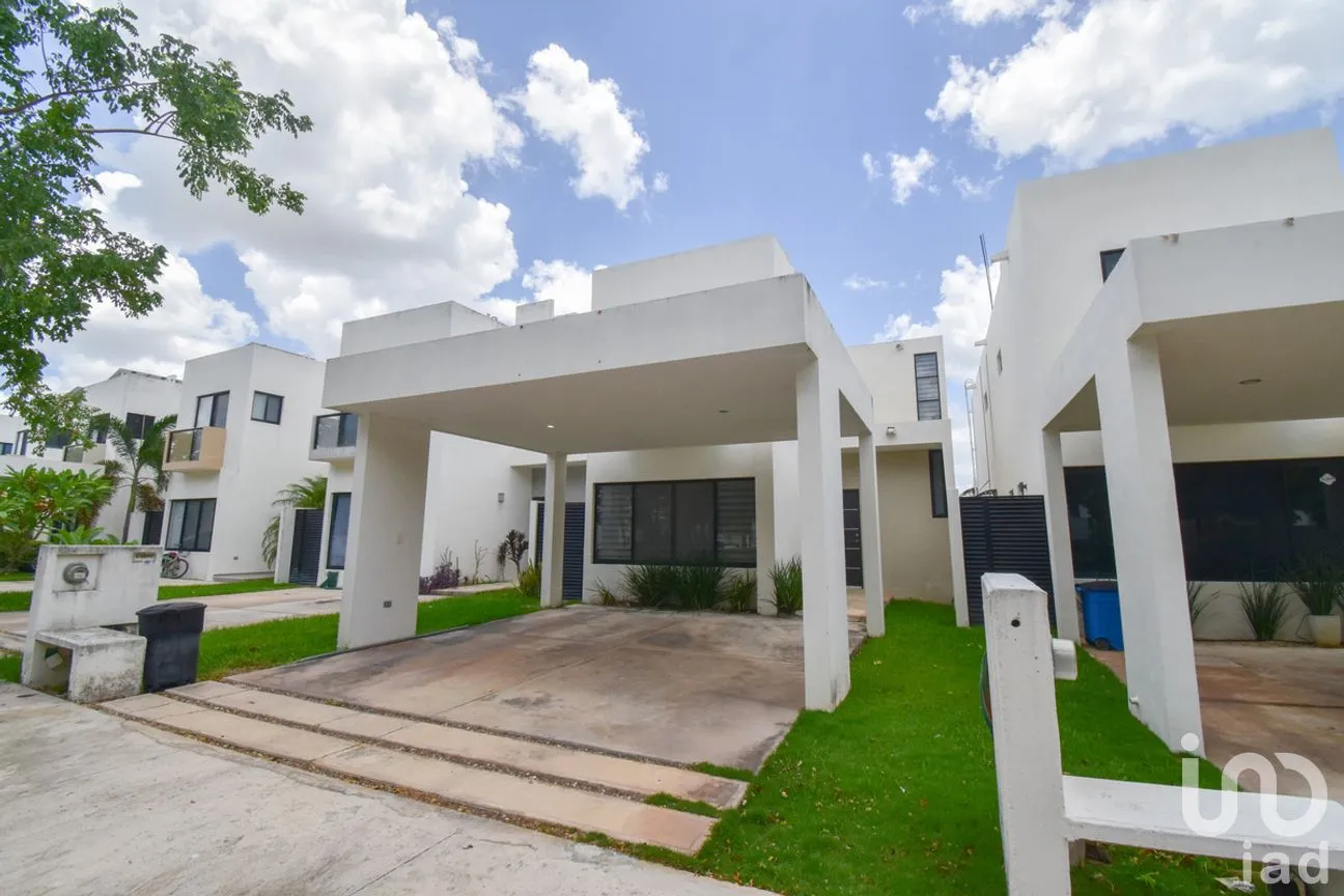 Casa en Venta en Conkal, Conkal, Yucatán | NEX-276104 | iad México | Foto 2 de 50