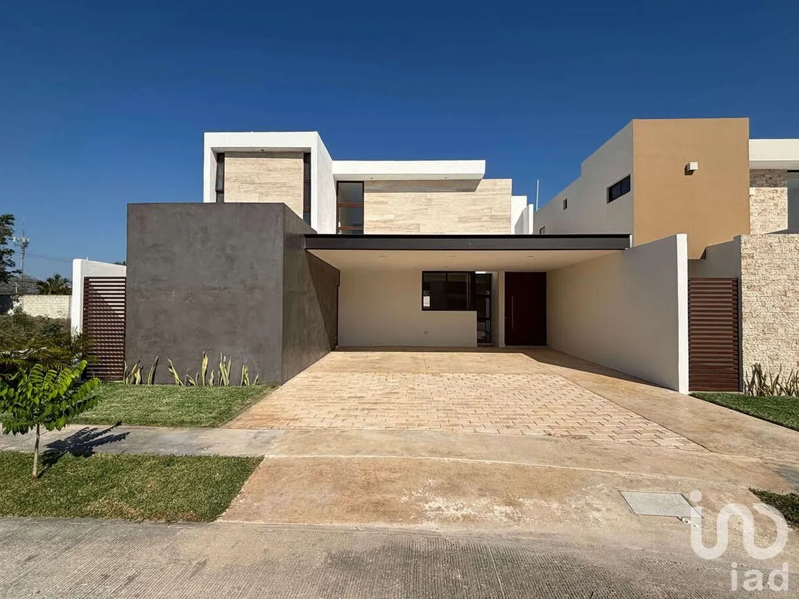 Casa en Venta en Cholul, Mérida, Yucatán | NEX-276110 | iad México | Foto 1 de 34