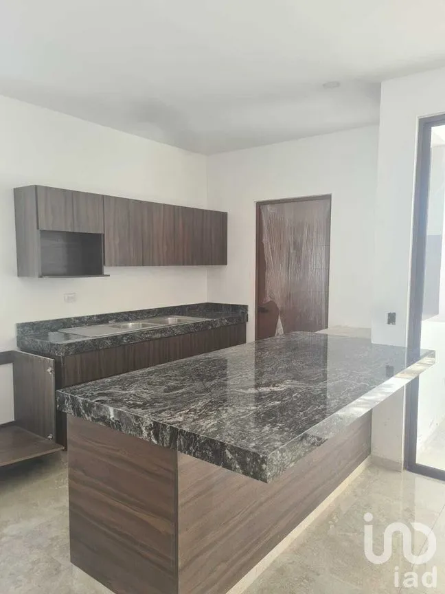 Casa en Venta en Conkal, Conkal, Yucatán | NEX-276860 | iad México | Foto 2 de 41