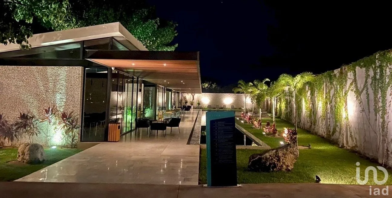 Casa en Venta en Xcanatún, Mérida, Yucatán | NEX-278768 | iad México | Foto 1 de 19
