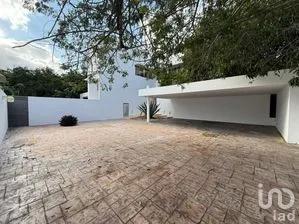 NEX-288539 - Casa en Venta, con 4 recamaras, con 6 baños, con 591.05 m2 de construcción en La Ceiba, CP 97314, Yucatán.