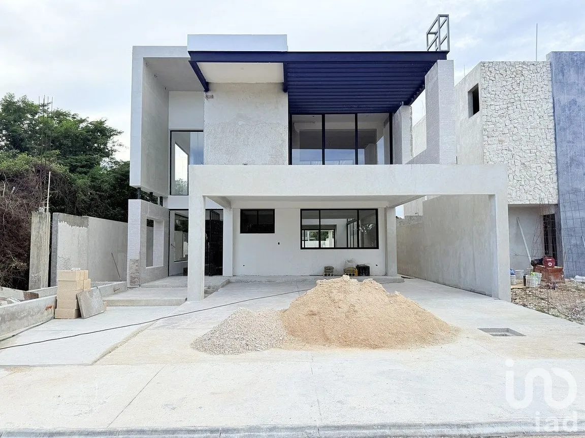Casa en Venta en Sierra Papacal, Mérida, Yucatán | NEX-290603 | iad México | Foto 1 de 20