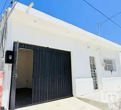 NEX-290681 - Casa en Venta, con 2 recamaras, con 2 baños, con 152 m2 de construcción en Progreso de Castro Centro, CP 97320, Yucatán.