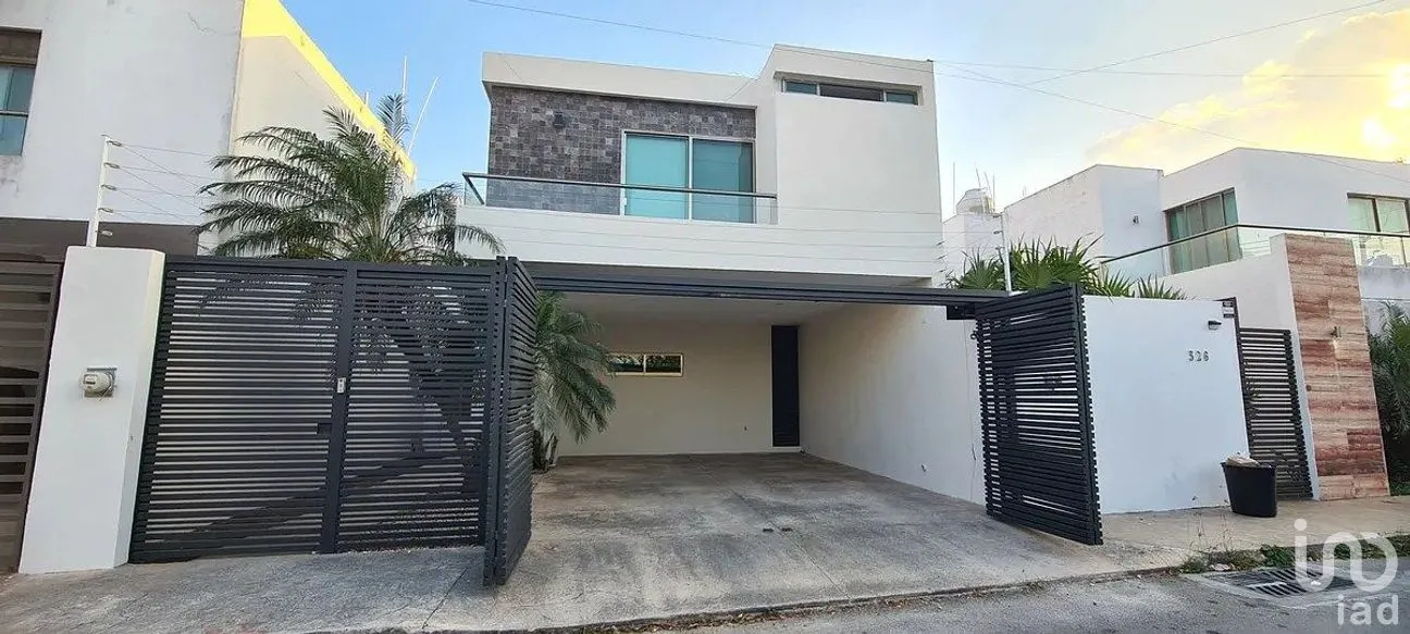 Casa en Venta en Montebello, Mérida, Yucatán | NEX-291345 | iad México | Foto 2 de 18