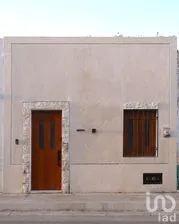 NEX-299155 - Casa en Venta, con 2 recamaras, con 2 baños, con 170.48 m2 de construcción.