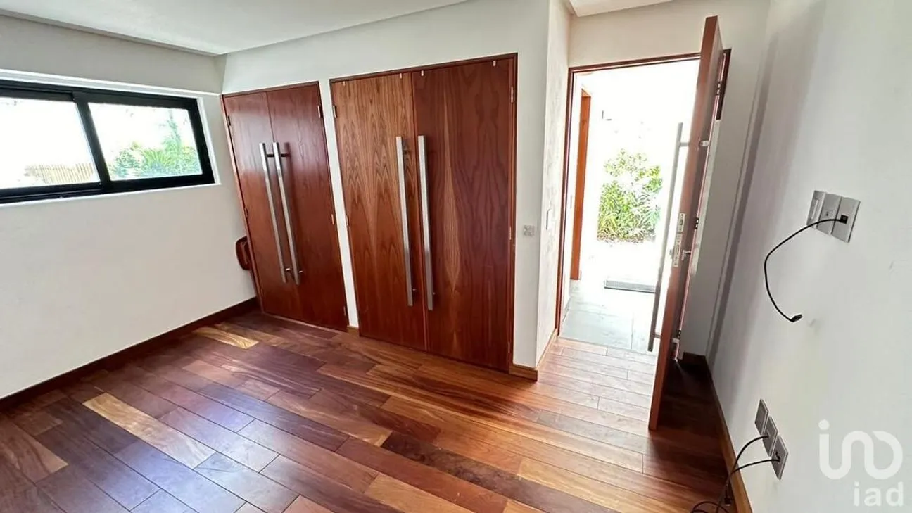 Casa en Venta en Colinas de San Javier, Zapopan, Jalisco | NEX-227233 | iad México | Foto 3 de 49