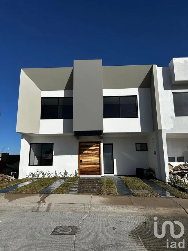 Casa en Venta en Valle Imperial, Zapopan, Jalisco | NEX-273448 | iad México | Foto 1 de 27