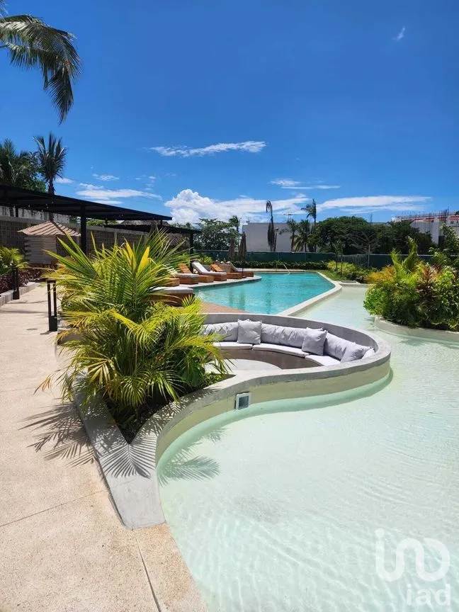 Departamento en Venta en Valle Dorado, Puerto Vallarta, Jalisco | NEX-280723 | iad México | Foto 2 de 17
