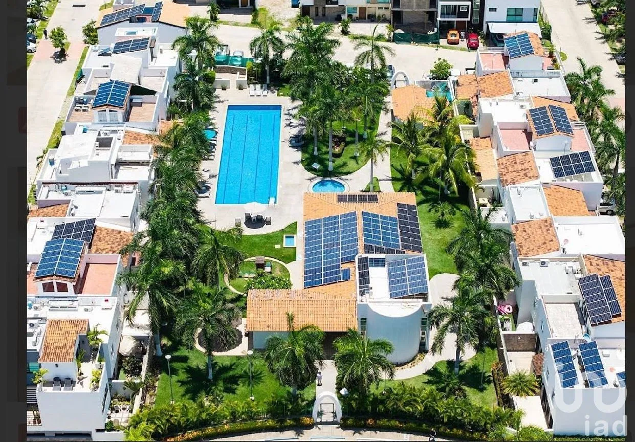 Casa en Venta en Residencial Fluvial Vallarta, Puerto Vallarta, Jalisco | NEX-287939 | iad México | Foto 2 de 31