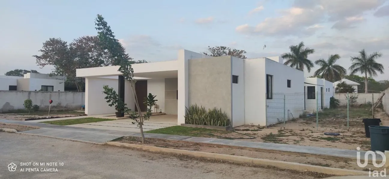 Casa en Venta en Xcanatún, Mérida, Yucatán | NEX-199394 | iad México | Foto 3 de 9