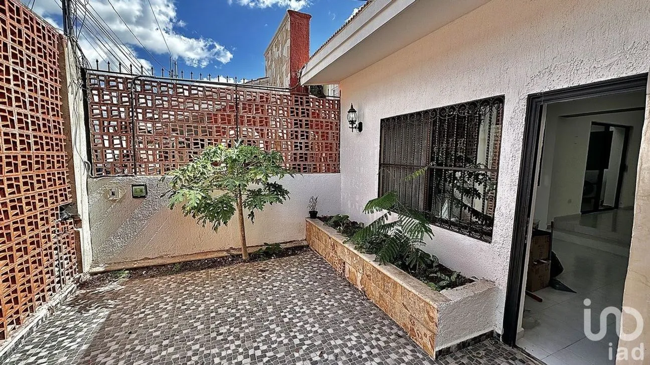 Casa en Venta en Monte Alban, Mérida, Yucatán | NEX-227207 | iad México | Foto 1 de 28