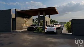 NEX-267571 - Terreno en Venta en Villas de Conkal, CP 97345, Yucatán.