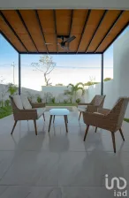NEX-75905 - Casa en Venta, con 2 recamaras, con 2 baños, con 121 m2 de construcción en Conkal, CP 97345, Yucatán.
