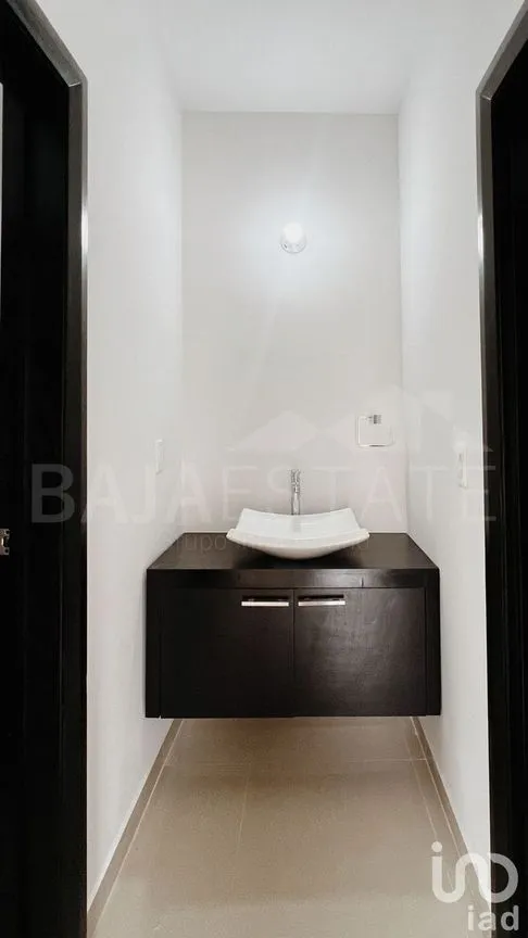Casa en Venta en Valle del Sur 2, Tijuana, Baja California | NEX-231353 | iad México | Foto 11 de 17