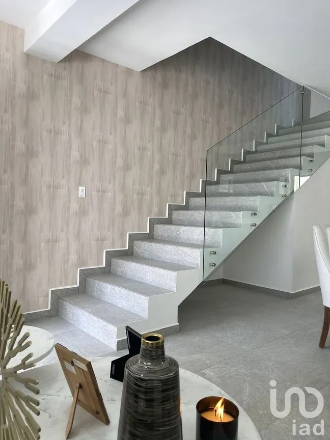 Casa en Venta en Villa Residencial Santa Fe 3a Sección, Tijuana, Baja California | NEX-231405 | iad México | Foto 5 de 20