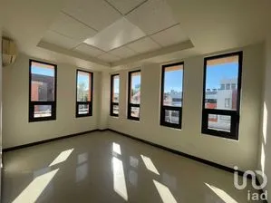 NEX-231478 - Oficina en Renta, con 2 baños, con 165 m2 de construcción en Zona Urbana Río Tijuana, CP 22010, Baja California.