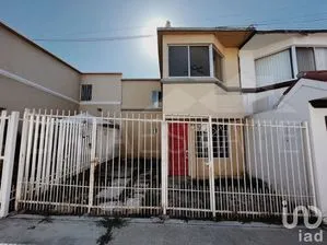 NEX-231488 - Casa en Venta, con 3 recamaras, con 2 baños, con 85 m2 de construcción en Los Altos (Ruíz Valencia), CP 22536, Baja California.