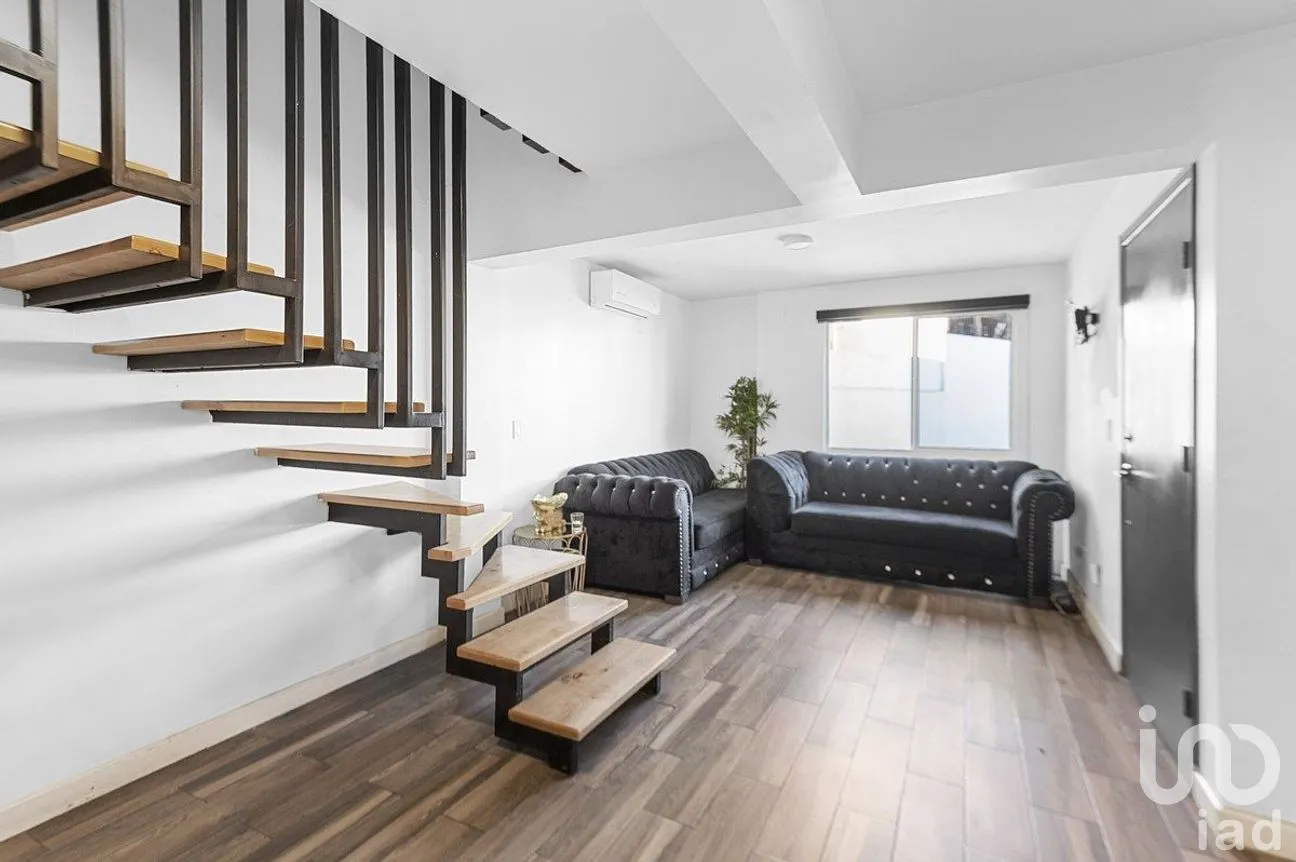 Casa en Venta en Terrazas de La Presa, Tijuana, Baja California | NEX-288247 | iad México | Foto 2 de 18