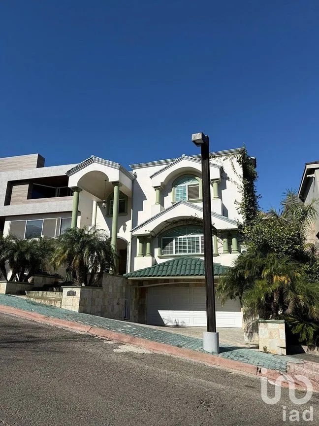 Casa en Venta en Cumbres de Juárez, Tijuana, Baja California | NEX-290641 | iad México | Foto 8 de 37