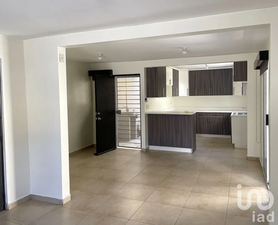 Casa en Venta en Tejamen, Tijuana, Baja California | NEX-293860 | iad México | Foto 2 de 24