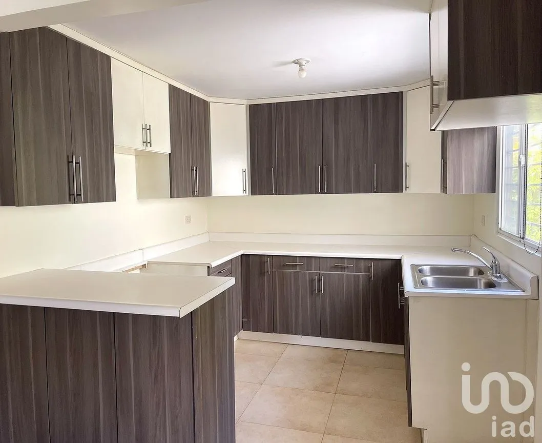 Casa en Venta en Tejamen, Tijuana, Baja California | NEX-293860 | iad México | Foto 3 de 24