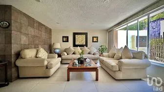 NEX-226648 - Casa en Venta, con 3 recamaras, con 2 baños, con 271 m2 de construcción en Lomas de La Herradura, CP 52785, Estado De México.