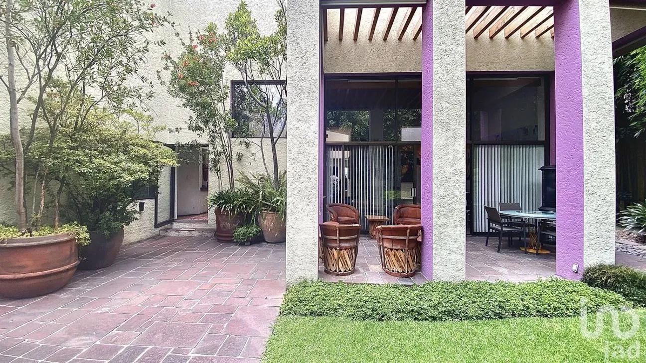 Casa en Venta en Lomas de Chapultepec, Miguel Hidalgo, Ciudad de México | NEX-226999 | iad México | Foto 2 de 36