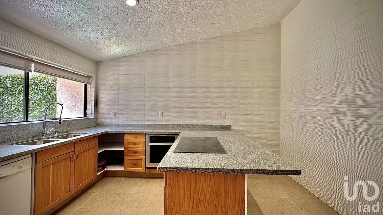 Casa en Venta en Club de Golf Chiluca, Atizapán de Zaragoza, Estado De México | NEX-228402 | iad México | Foto 7 de 29