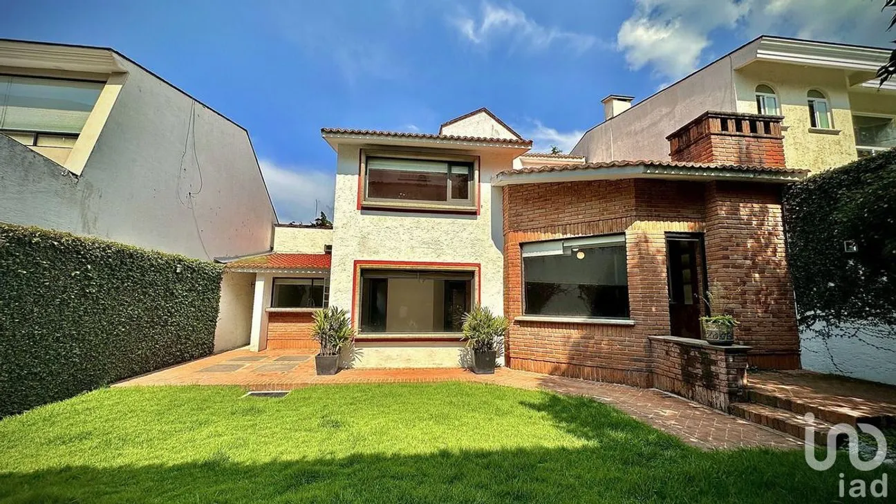 Casa en Venta en Club de Golf Chiluca, Atizapán de Zaragoza, Estado De México | NEX-228402 | iad México | Foto 1 de 29
