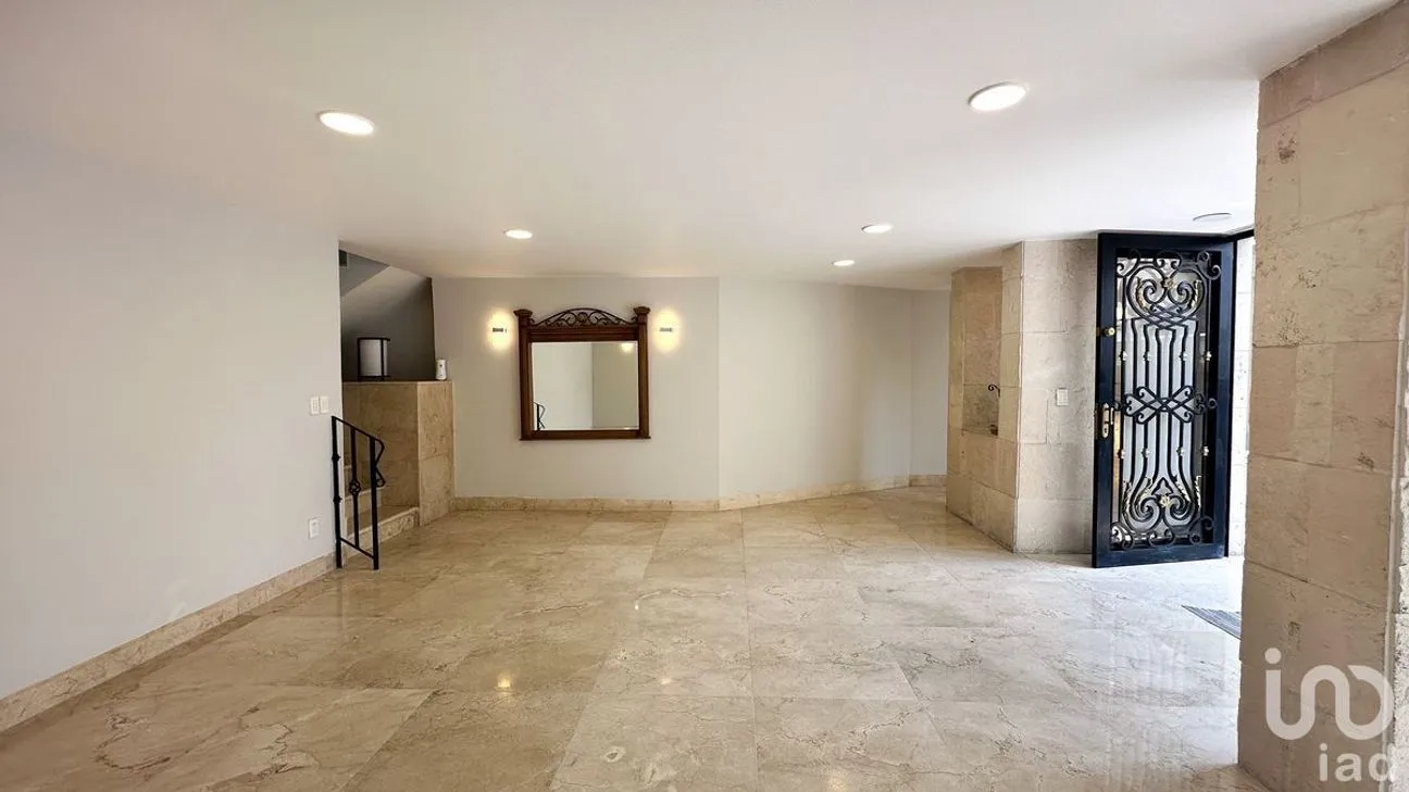 Casa en Venta en Lomas de Tecamachalco, Naucalpan de Juárez, Estado De México | NEX-229282 | iad México | Foto 6 de 46