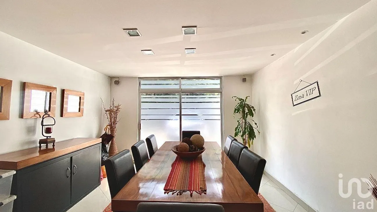 Casa en Venta en Lomas de Chapultepec, Miguel Hidalgo, Ciudad de México | NEX-230811 | iad México | Foto 2 de 25