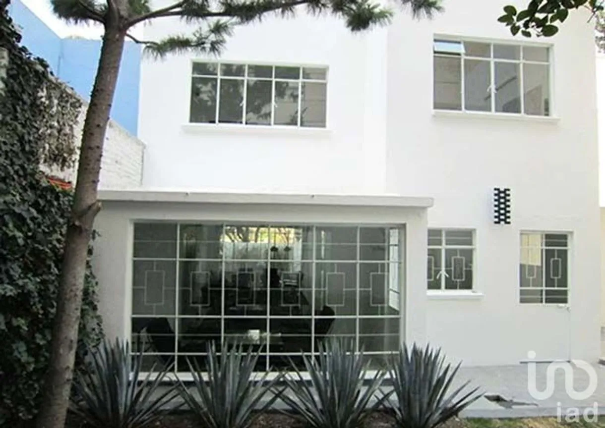 Casa en Renta en Lomas de Chapultepec, Miguel Hidalgo, Ciudad de México | NEX-231534 | iad México | Foto 1 de 9