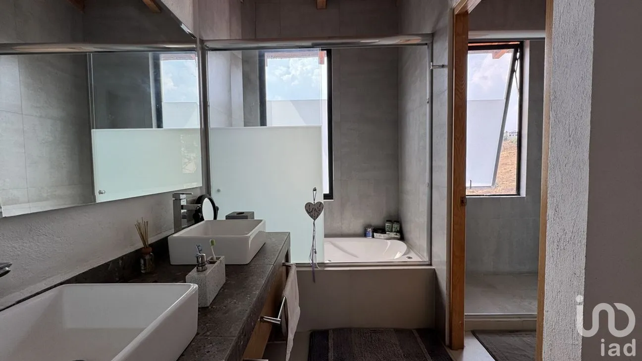 Casa en Venta en Bosques de la Herradura, Huixquilucan, Estado de México | NEX-281206 | iad México | Foto 23 de 34