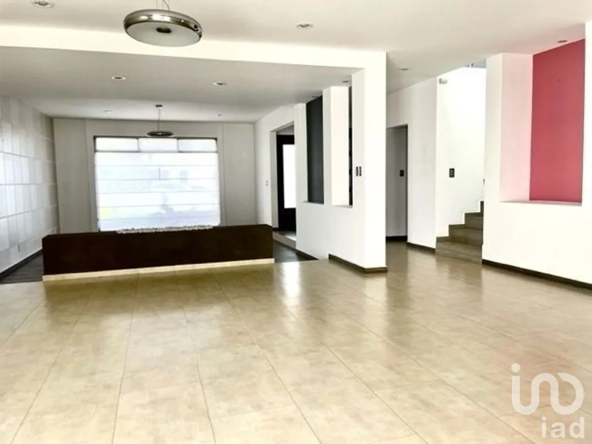 Casa en Venta en Club de Golf Chiluca, Atizapán de Zaragoza, Estado de México | NEX-281213 | iad México | Foto 2 de 22