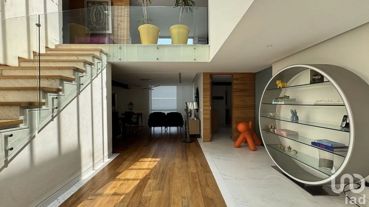 Casa en Venta en Lomas del Pedregal Framboyanes, Tlalpan, Ciudad de México | NEX-281215 | iad México | Foto 2 de 33