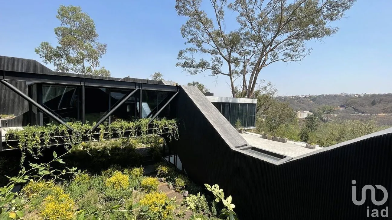 Casa en Venta en Hacienda de Valle Escondido, Atizapán de Zaragoza, Estado de México | NEX-281217 | iad México | Foto 2 de 47