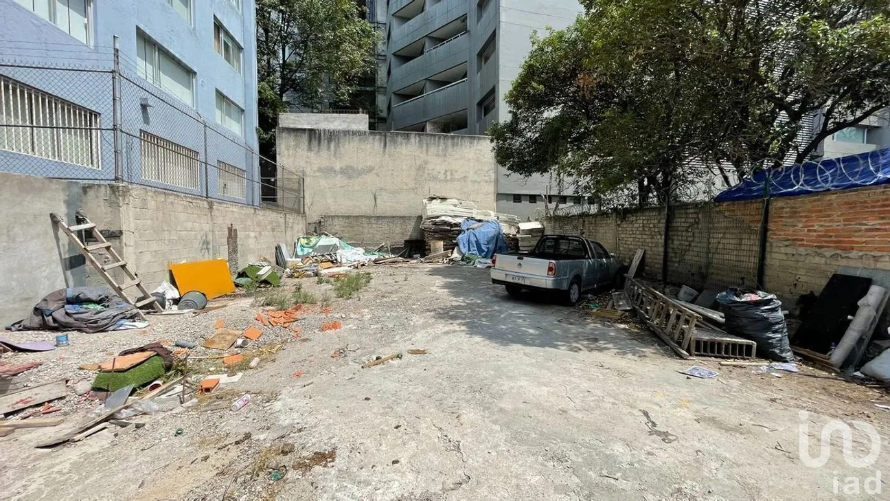 Terreno en Venta en Lomas de Chapultepec I Sección, Miguel Hidalgo, Ciudad de México | NEX-281226 | iad México | Foto 2 de 11