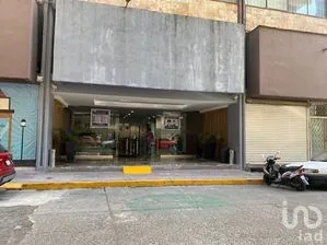 NEX-281228 - Oficina en Renta, con 1000 m2 de construcción en El Parque, CP 53398, Estado de México.