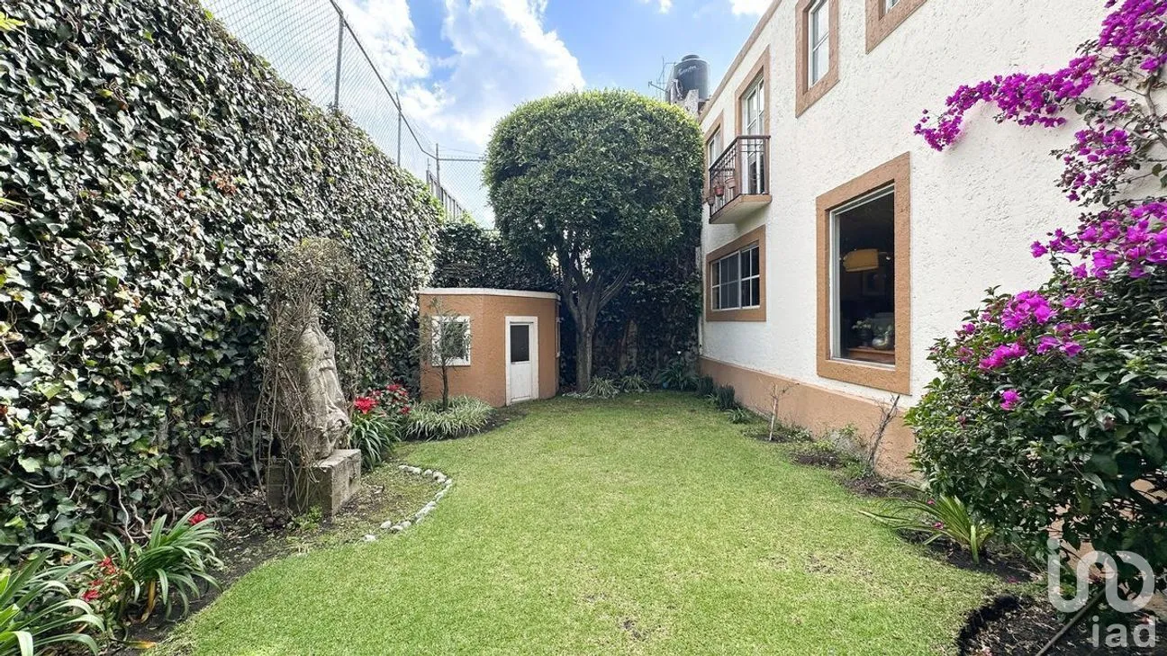 Casa en Venta en Lomas de Tecamachalco, Huixquilucan, Estado de México | NEX-281233 | iad México | Foto 10 de 29
