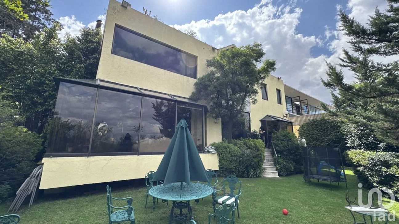 Casa en Venta en Bosque de las Lomas, Miguel Hidalgo, Ciudad de México | NEX-281267 | iad México | Foto 2 de 36