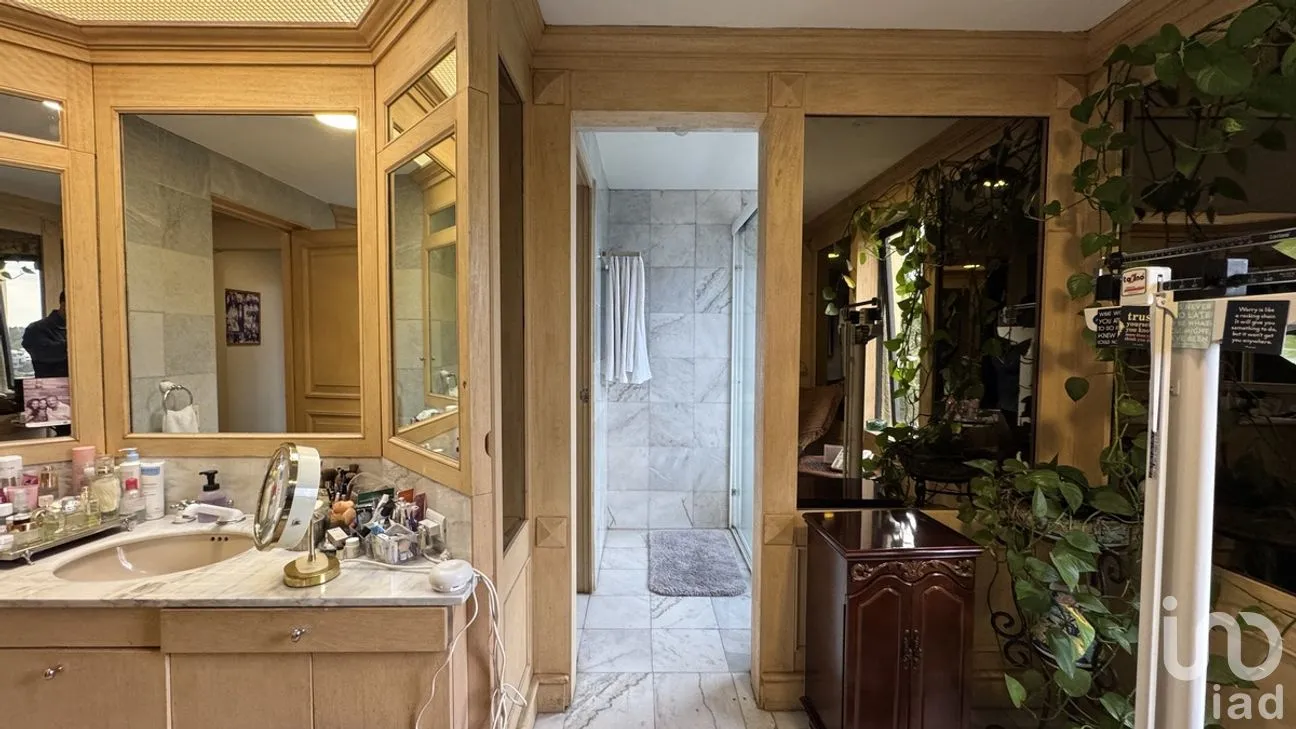 Casa en Venta en Bosque de las Lomas, Miguel Hidalgo, Ciudad de México | NEX-281267 | iad México | Foto 29 de 36