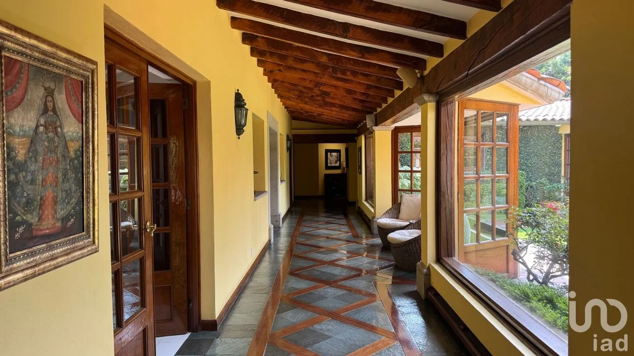Casa en Venta en Lomas Hipódromo, Naucalpan de Juárez, Estado de México | NEX-281278 | iad México | Foto 2 de 25